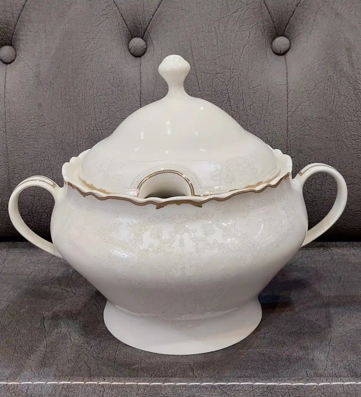 سوپخوری درب دار اودیسه کد 8019