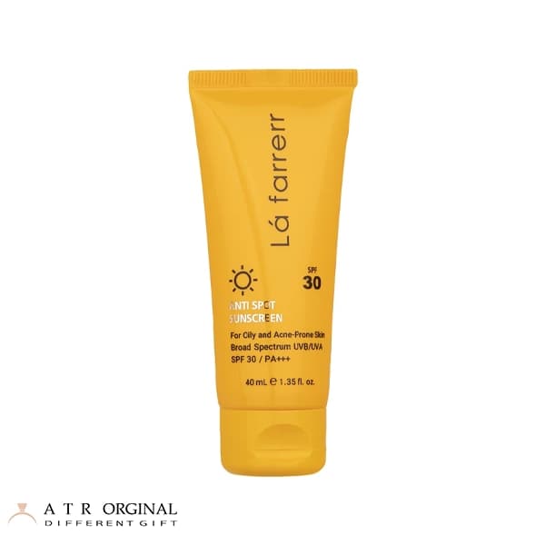 کرم ضدآفتاب و ضدلک بی‌رنگ لافارر مدل SPF30، مناسب پوست‌های چرب — تصویر ۳