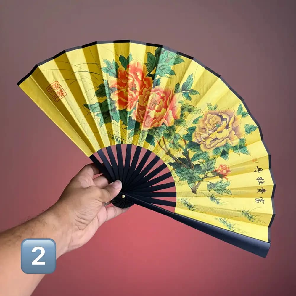 بادبزن بزرگ دسته پلاستیکی برند Chinese Text — تصویر ۳