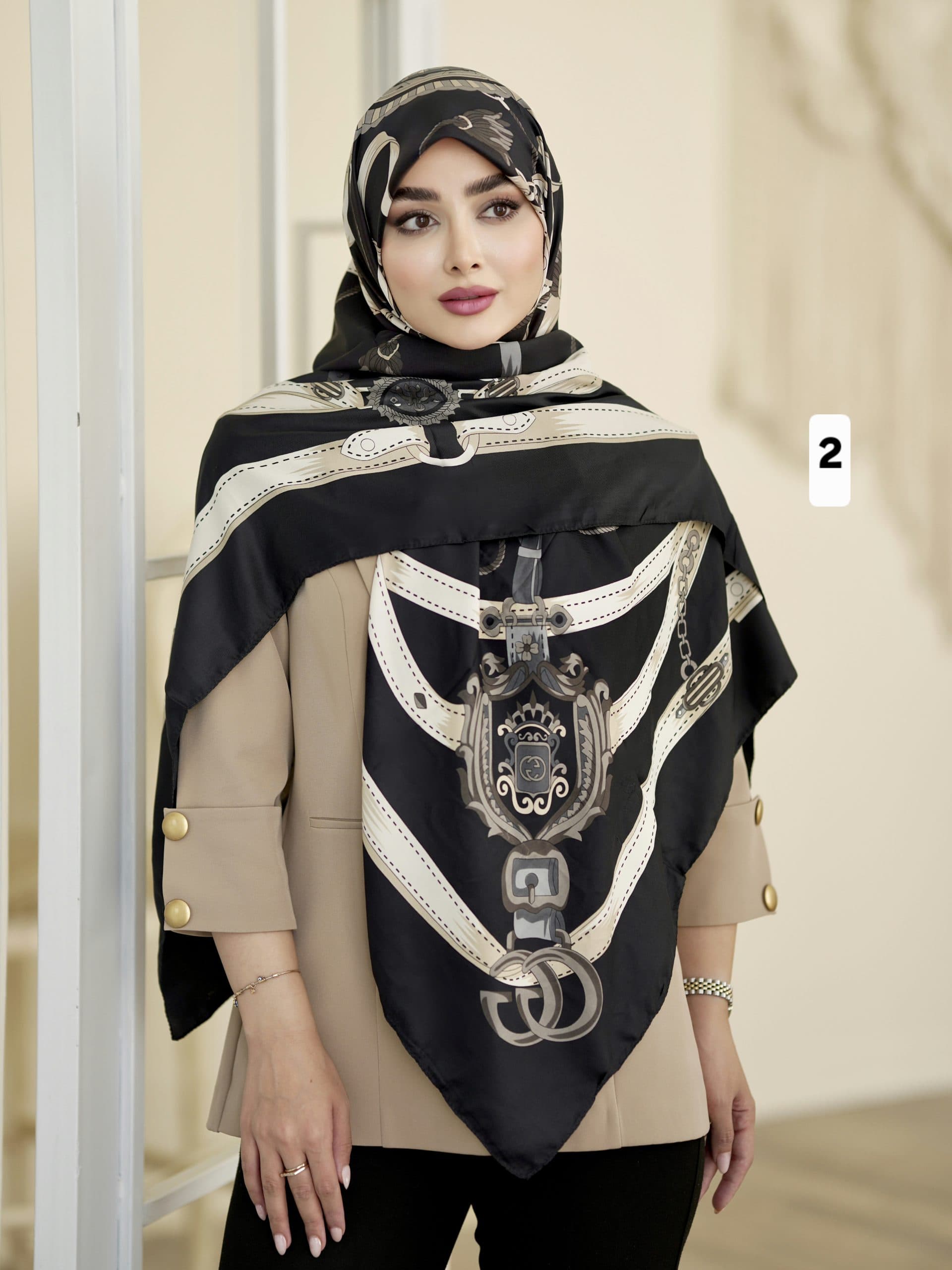 روسری ابریشم توییل کد ۱۰۹۰ — تصویر ۳