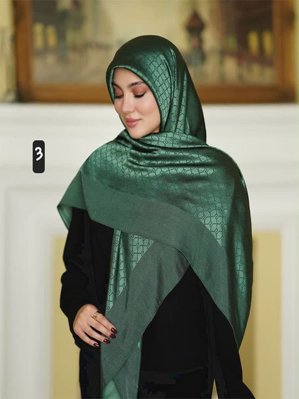 روسری ابریشم ژاکارد کد ۱۰۴۱ — تصویر ۳