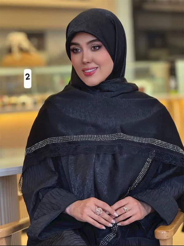 روسری کوپرا دانتل دار دور نگین کد ۹۹۲ — تصویر ۲