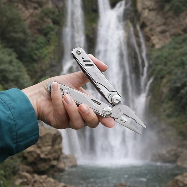 ابزار چندکاره سفری گرین لاین مدل Multi-Plier X 15 In 1 — تصویر ۳