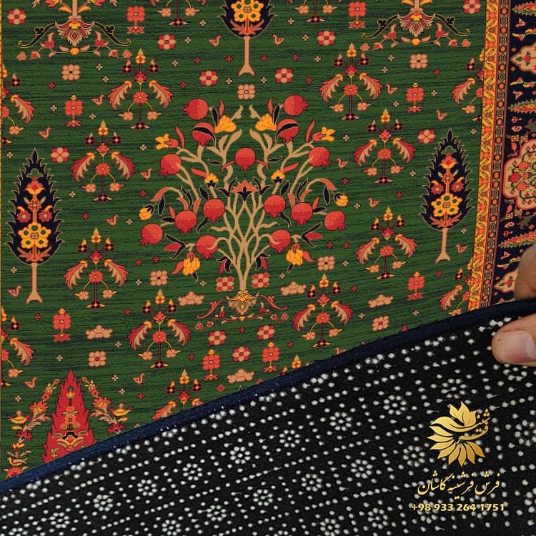 فرشینه سبز سنتی طرح افشان 38603 — تصویر ۳