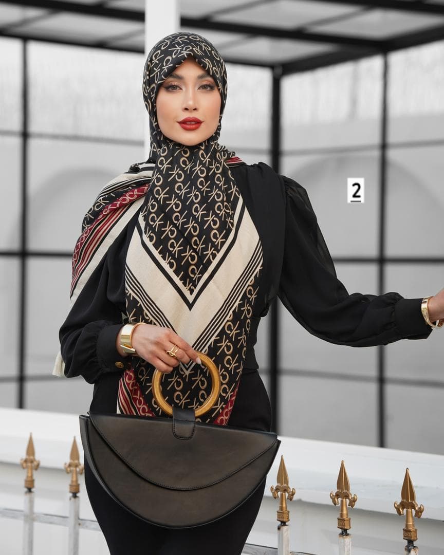 روسری نخ پنبه طرح ck کد ۵۳۶ — تصویر ۲