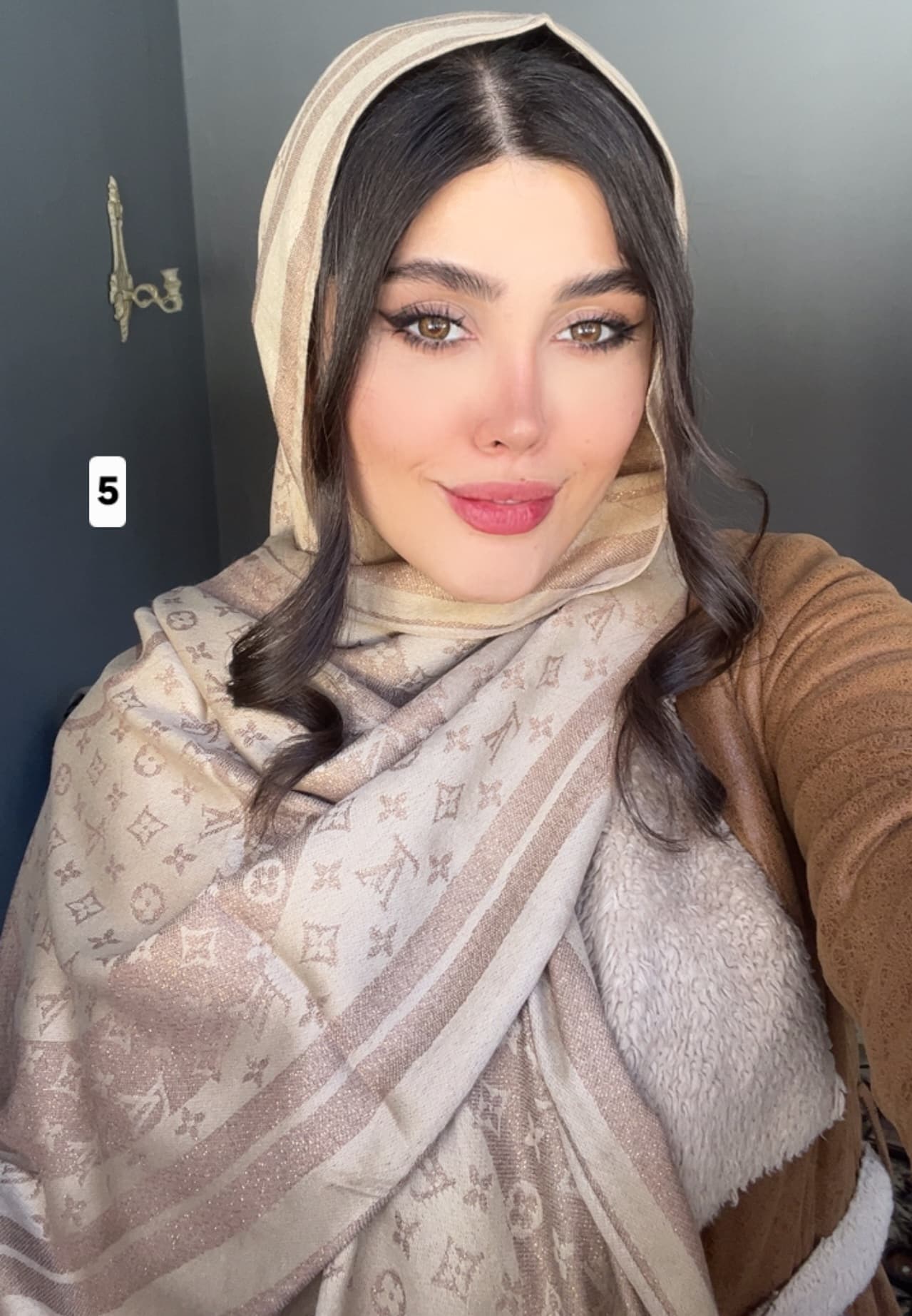 شال کشمیر لمه دار طرح ال وی کد ۵۵۸ — تصویر ۵