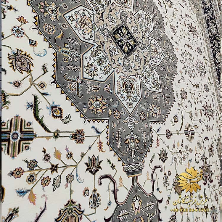 فرش هریس دستباف زمینه کرم 1200 شانه سنتی — تصویر ۳