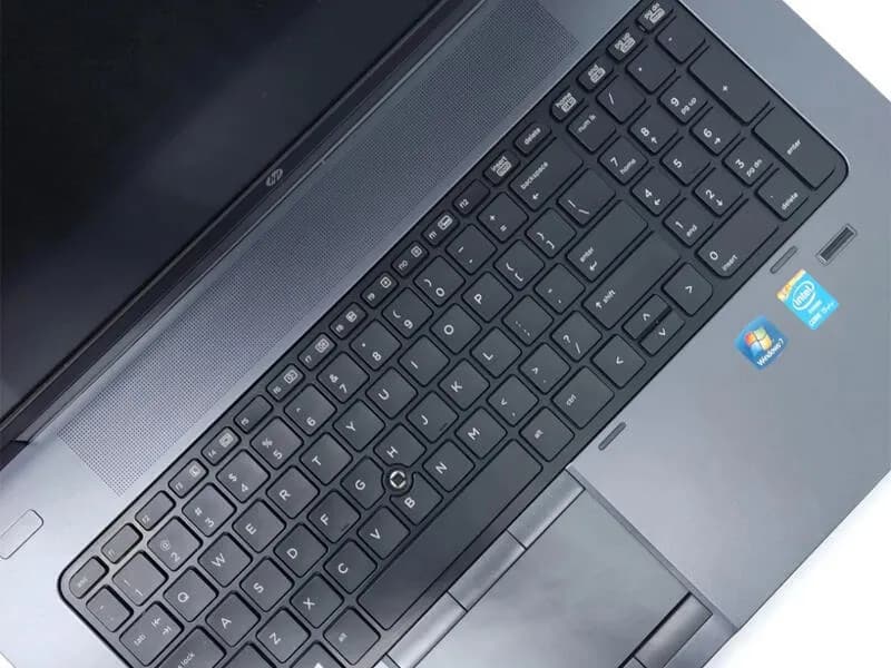 لپ تاپ استوک اچ پی مدل Hp Zbook 17G1-i5 42000M-8GB-256GB-2 — تصویر ۳
