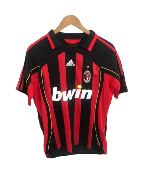 لباس کلاسیک اول میلان فصل2006/2007