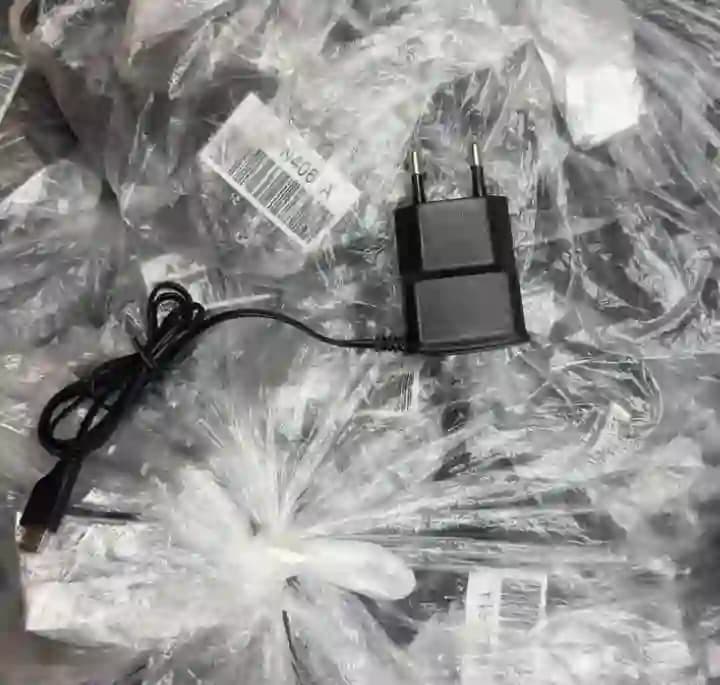 شارژر سامسونگ I9000 سرهم — تصویر ۳