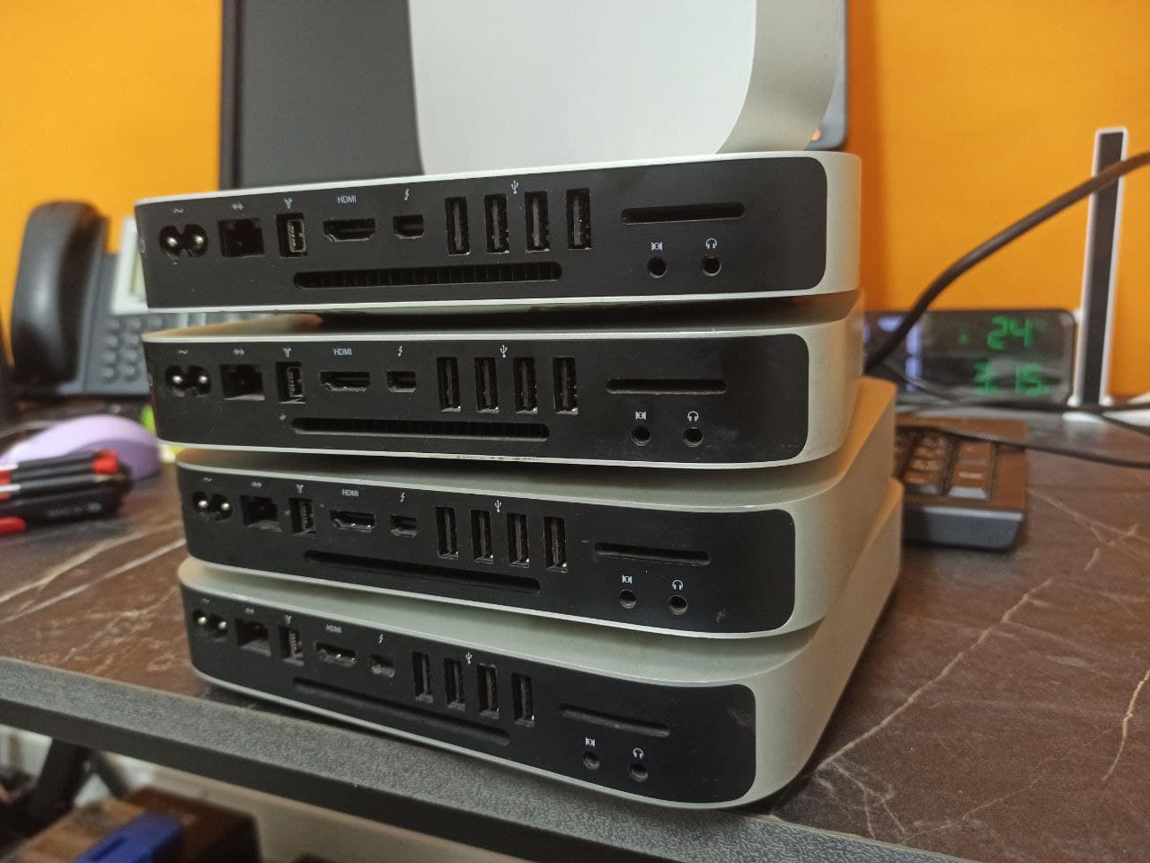 کیس مک مینی اپل Apple Mac Mini A1347 Core i5-10GB-256GB SSD — تصویر ۴