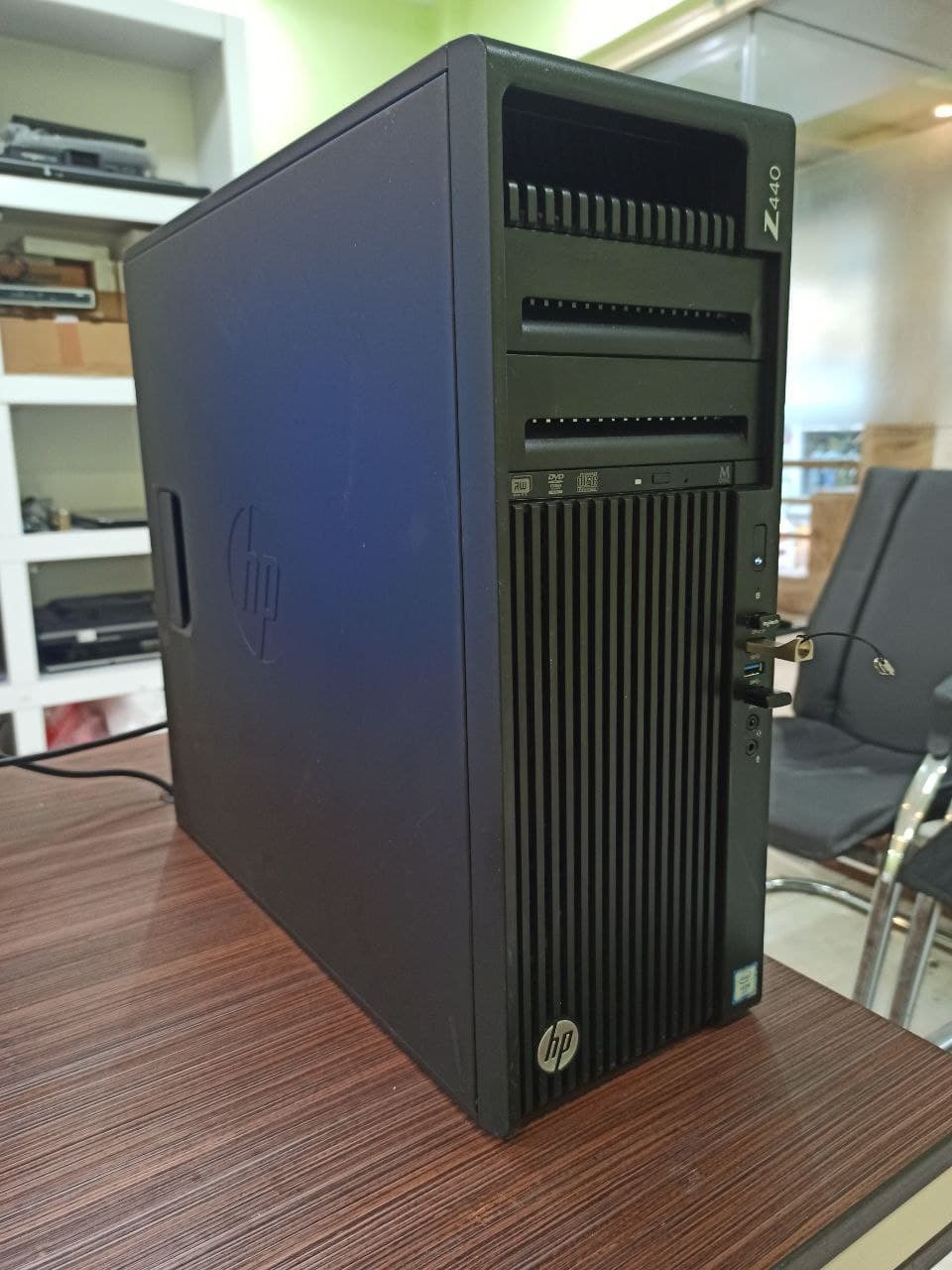 کیس ورک استیشن HP Z440 Workstation استوک — تصویر ۹