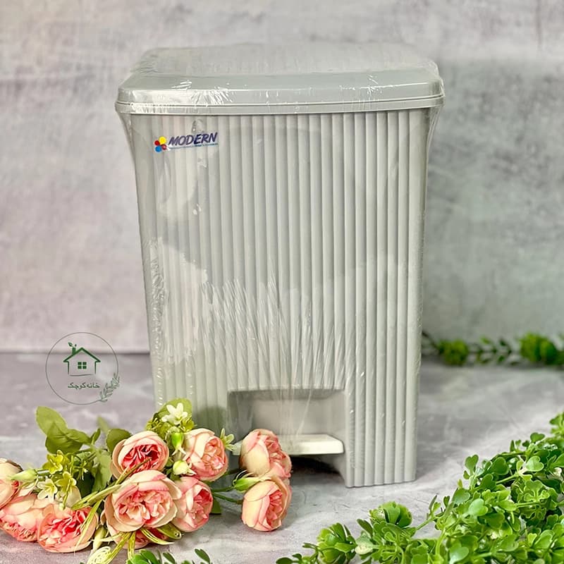 سطل پدالی مدرن کوچک — تصویر ۲