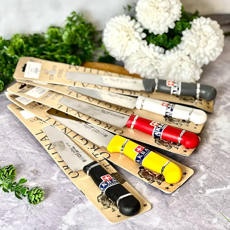 کارد حرفه ای دسته پلاستیکی اکبری