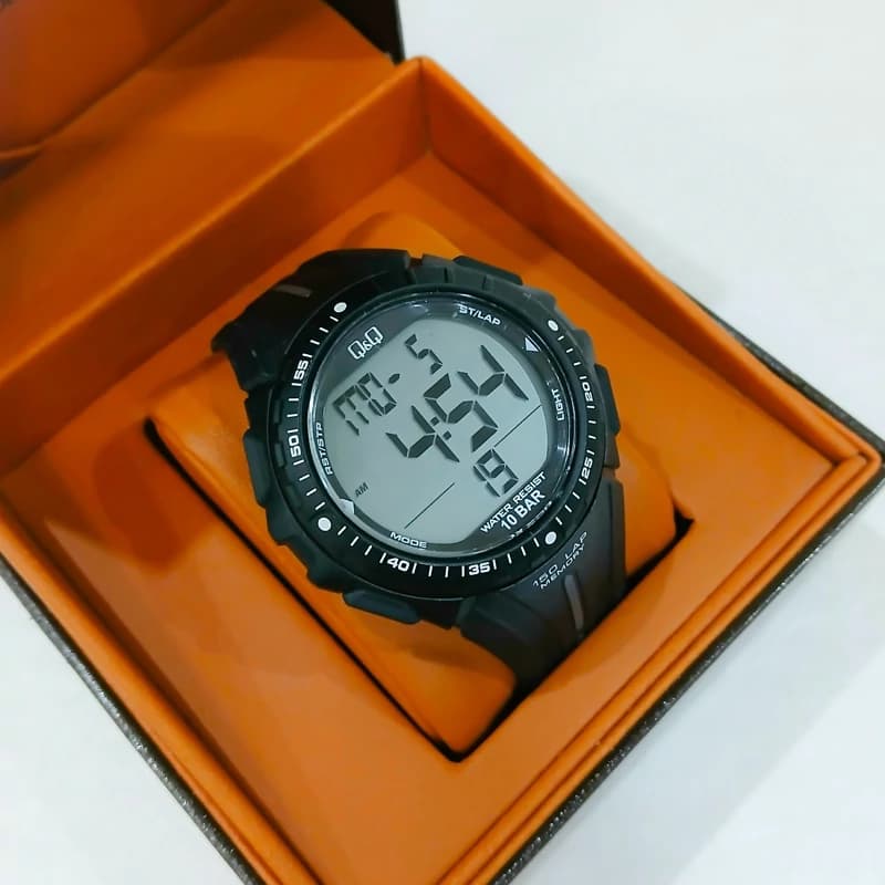 ساعت مردانه دیجیتالی کیو اند کیو اورجینال مدلM102J001Y — تصویر ۲