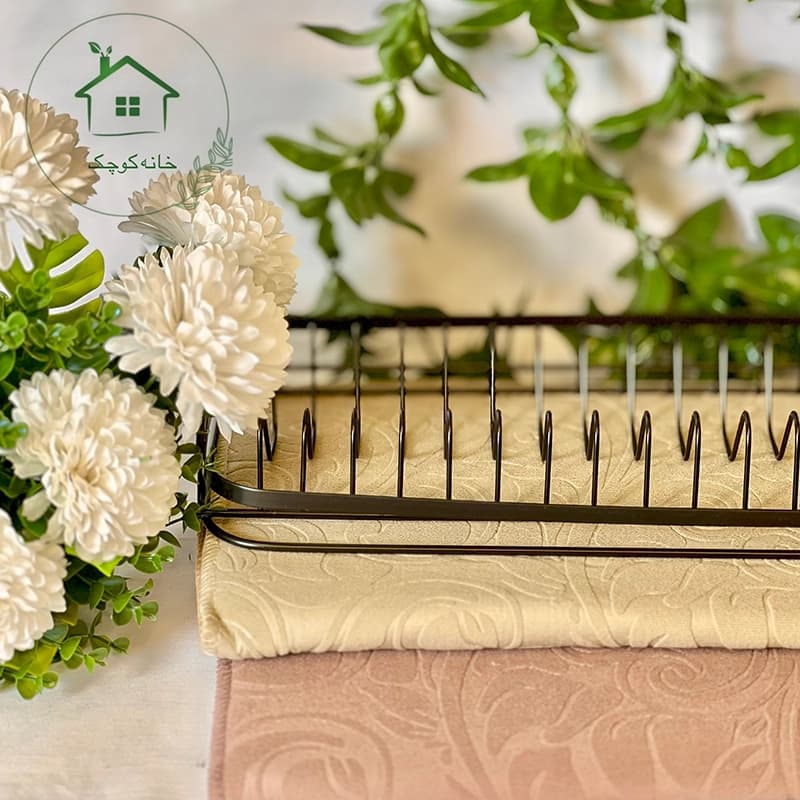 نمگیر و استند فلزی
