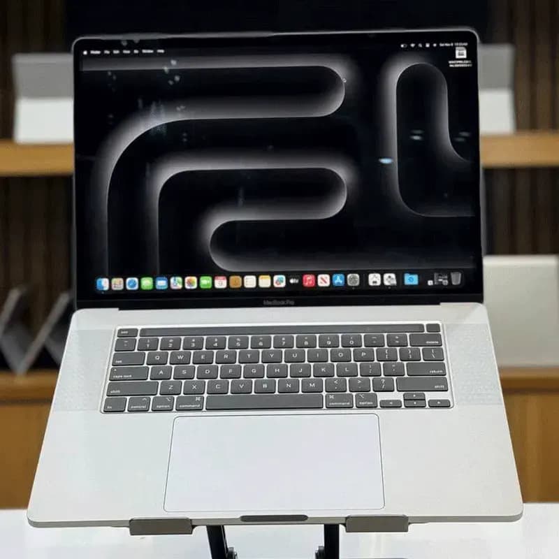 لپ تاپ استوک اپل مدل (i9-1TB-32GB) MacBook Pro 2019 — تصویر ۲