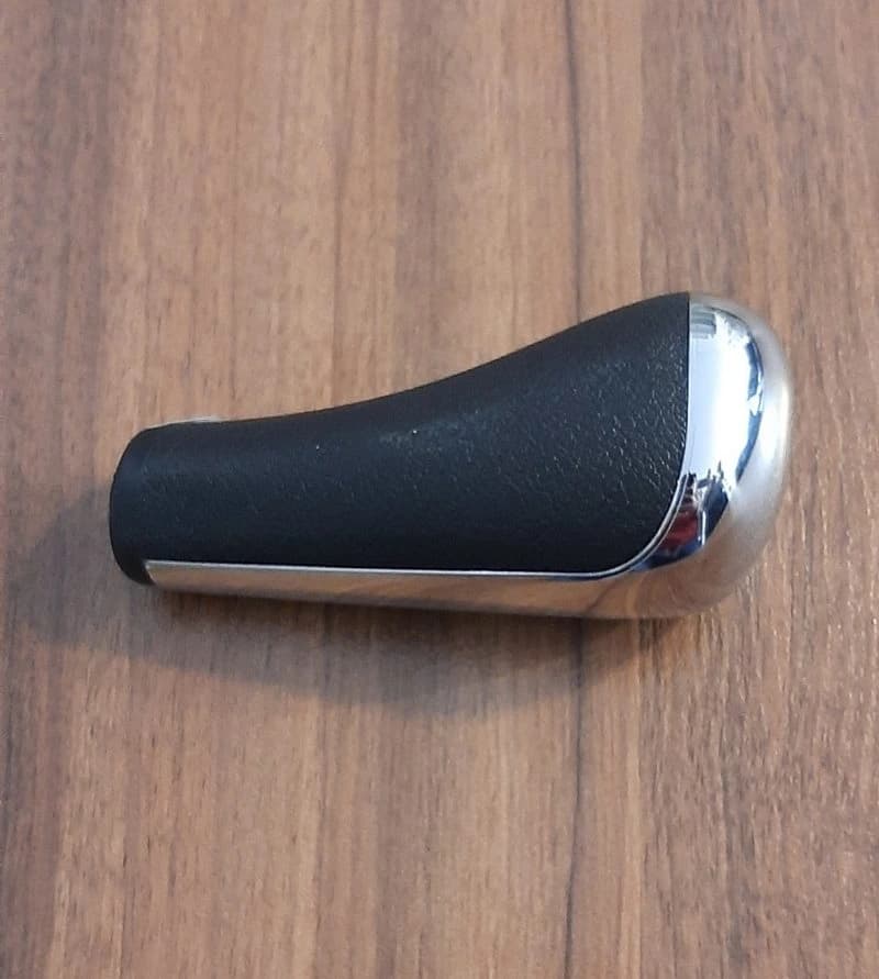 سردنده خودرو پژو پارس سال