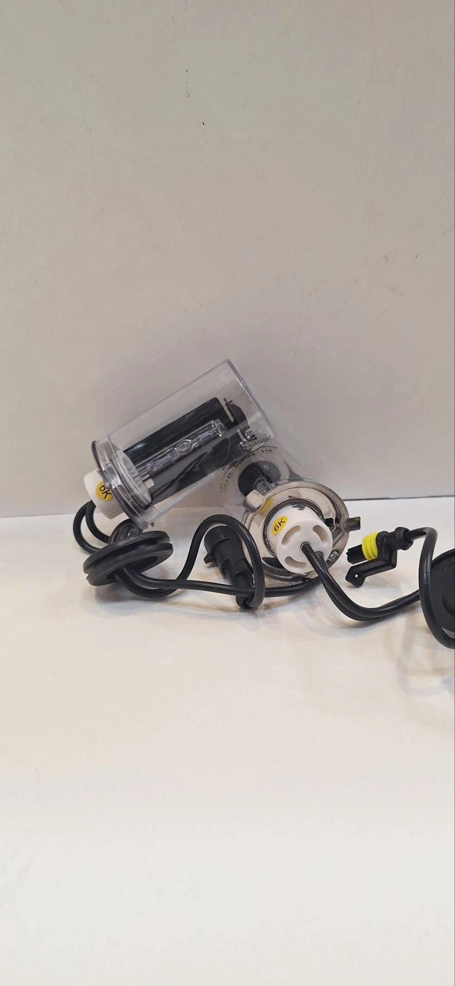 لامپ زنون H4 برند HID — تصویر ۳