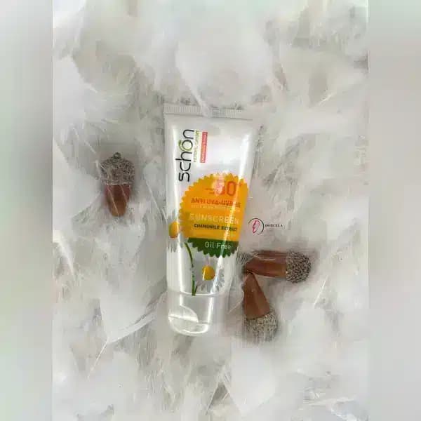 کرم ضد آفتاب رنگ طبیعی SPF50 شون Schon — تصویر ۳