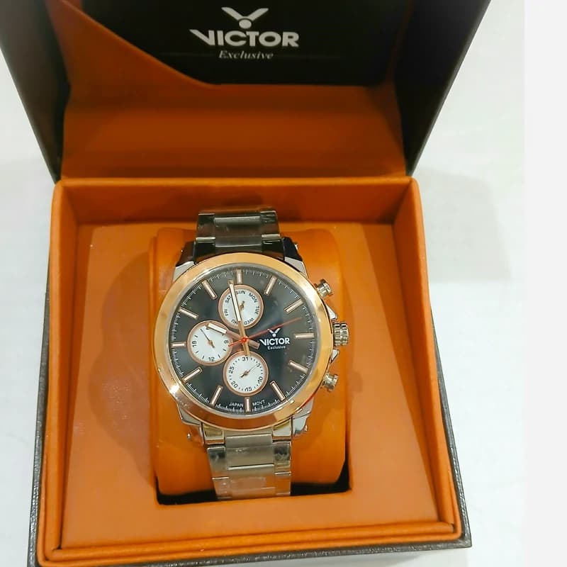 ساعت مچی عقربه ای مردانه VICTOR سه موتوره فعال فول تایم ژاپن مدل V5743-05 موتور میوتا ژاپن — تصویر ۳