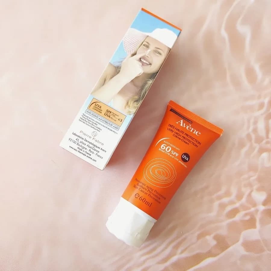 کرم ضد آفتاب اَون رنگی و بدون رنگ SPF 60 حجم 60 میل — تصویر ۲