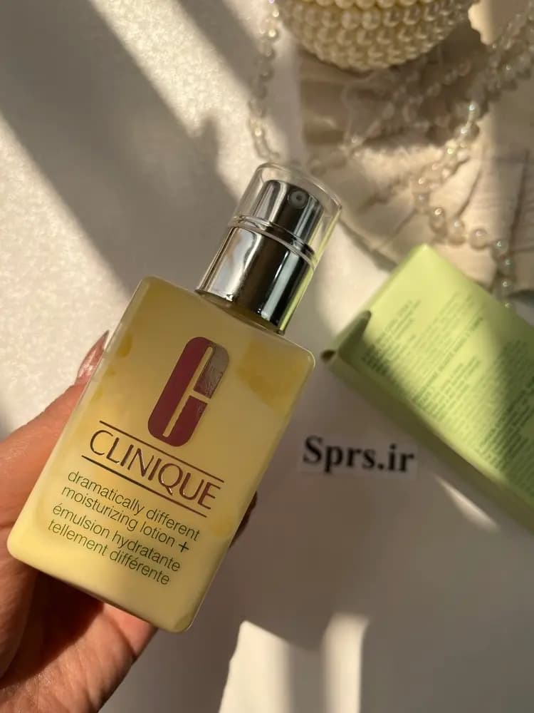 لوسیون آبرسان کلینیک Dramatically Different Moisturizing Lotion+ حجم ۱۲۵ میلی‌لیتر — تصویر ۶