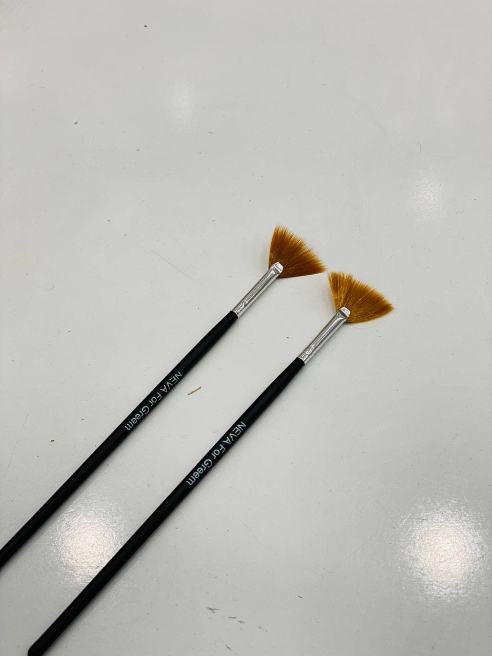 براش باد بزنی مخصوص اسید تراپی NEVA For Greem — تصویر ۳