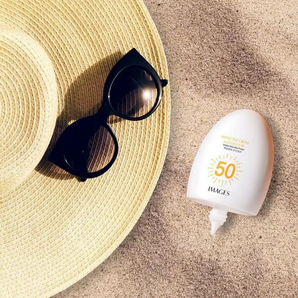 کرم ضد آفتاب ضد لک ایمیجز SPF50 | بی رنگ، سبک و آبرسان — تصویر ۴
