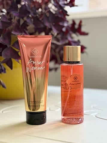 پک بادی اسپلش و لوسیون یامانفن مدل Amber Woman