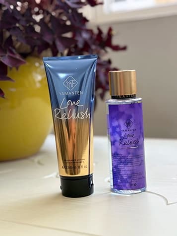 پک بادی اسپلش و لوسیون یامانفن مدل Love Reliush — تصویر ۲