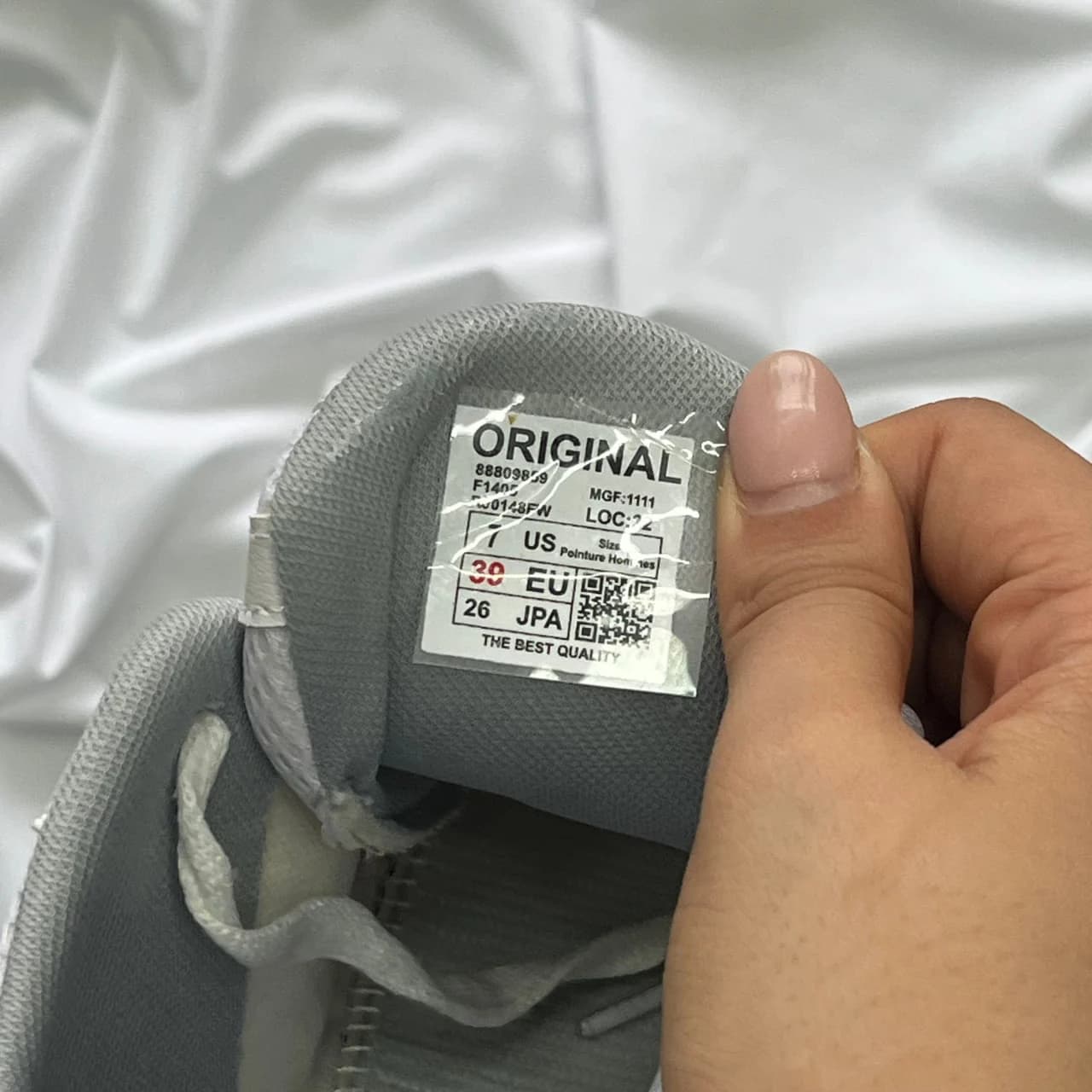 کتونی نایک v5k سفید طوسی کد 618 — تصویر ۶
