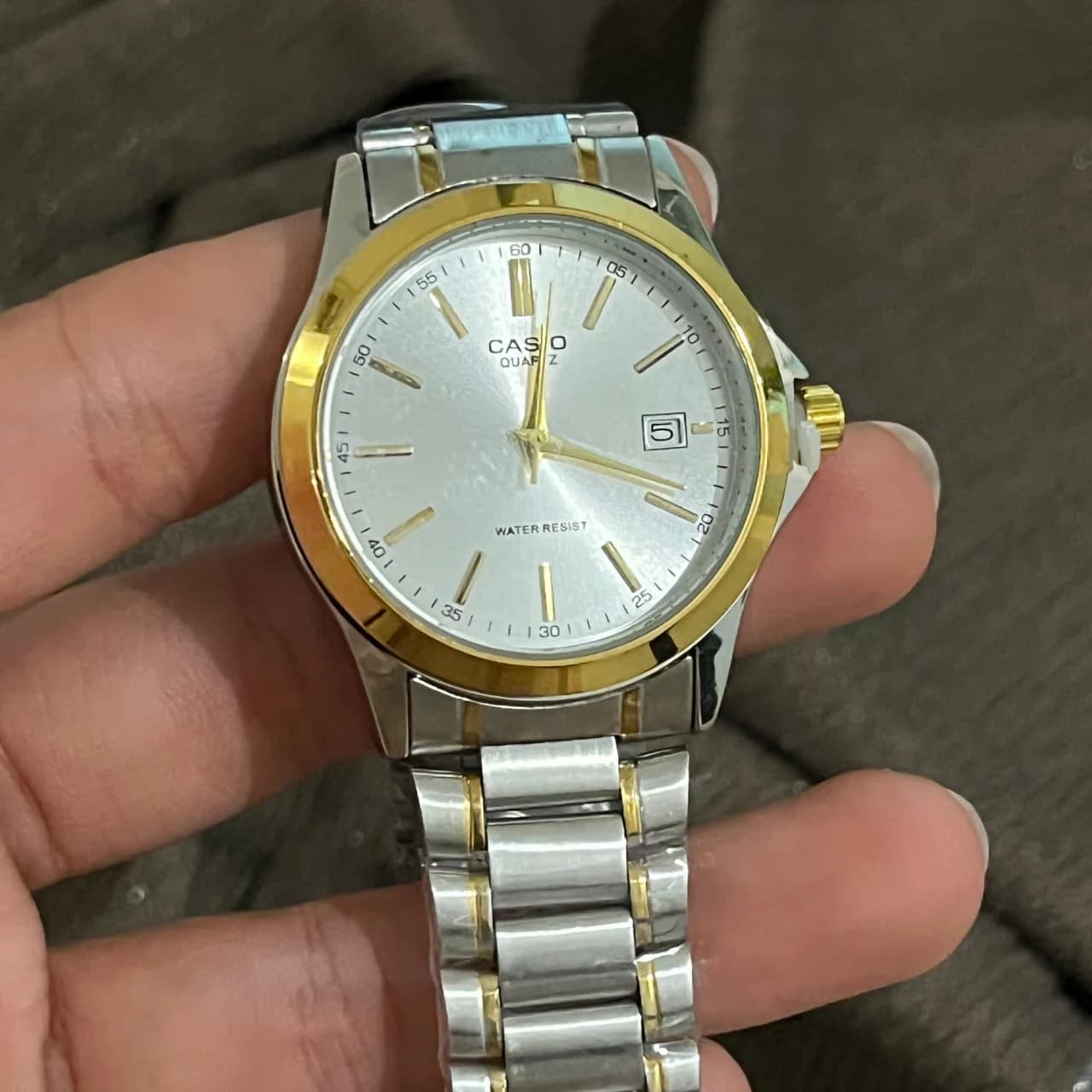 ساعت مچی دایره ای بند آهنی casio مدل quartz کد 612 — تصویر ۴