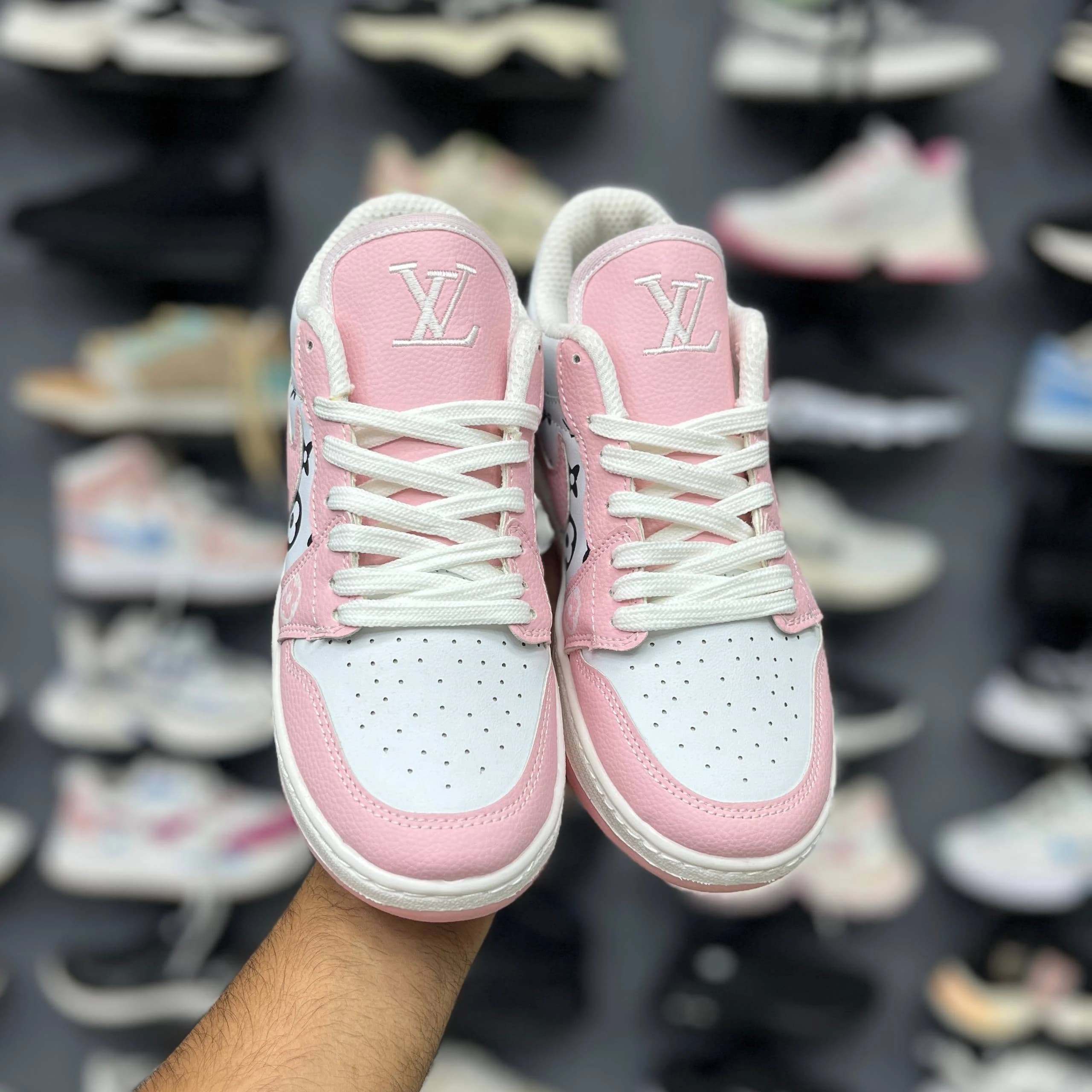 کتونی جردن 1 لویی ویتون Jordan 1 Louis Vuitton کد 461 — تصویر ۴
