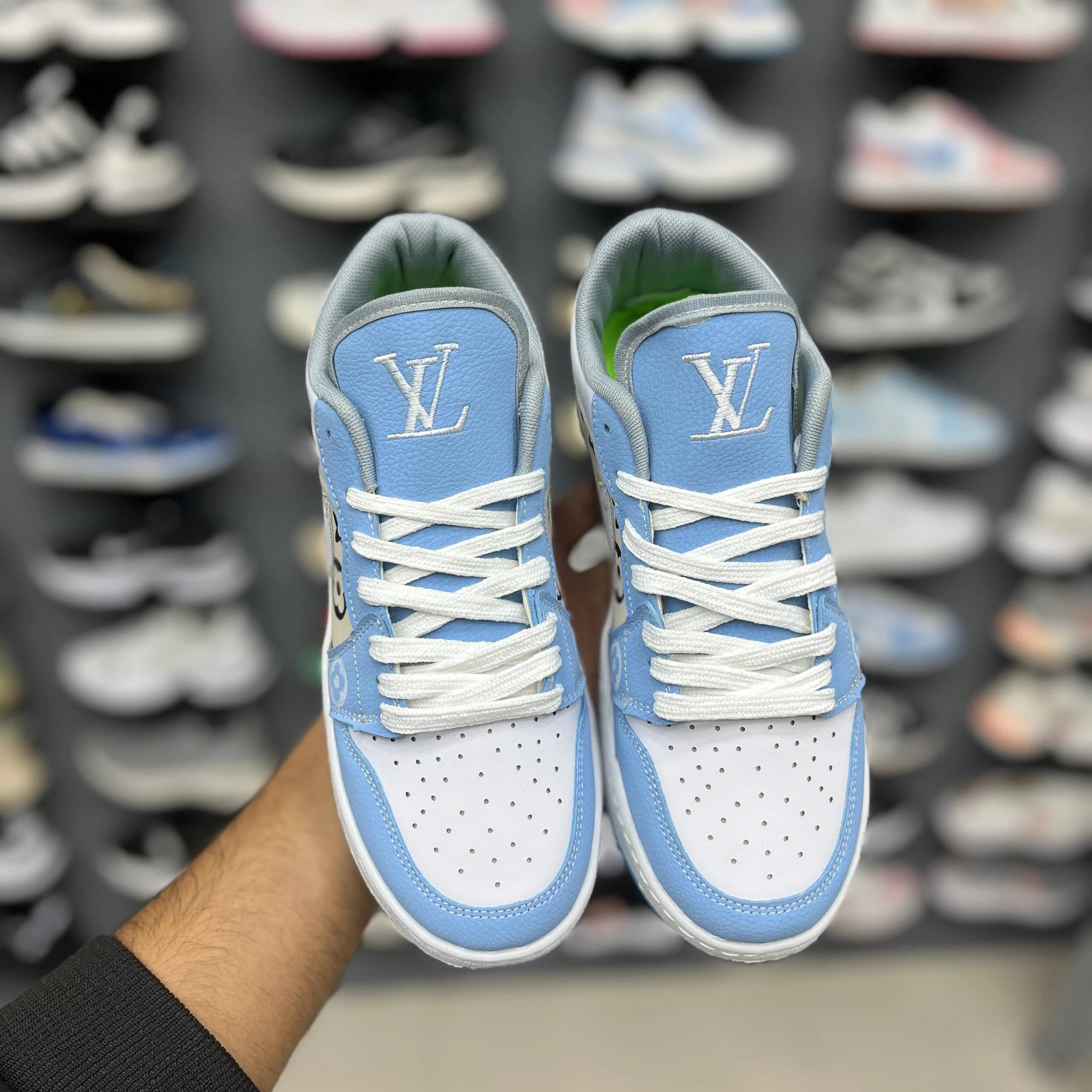 کتونی جردن 1 لویی ویتون Jordan 1 Louis Vuitton کد 460 — تصویر ۴