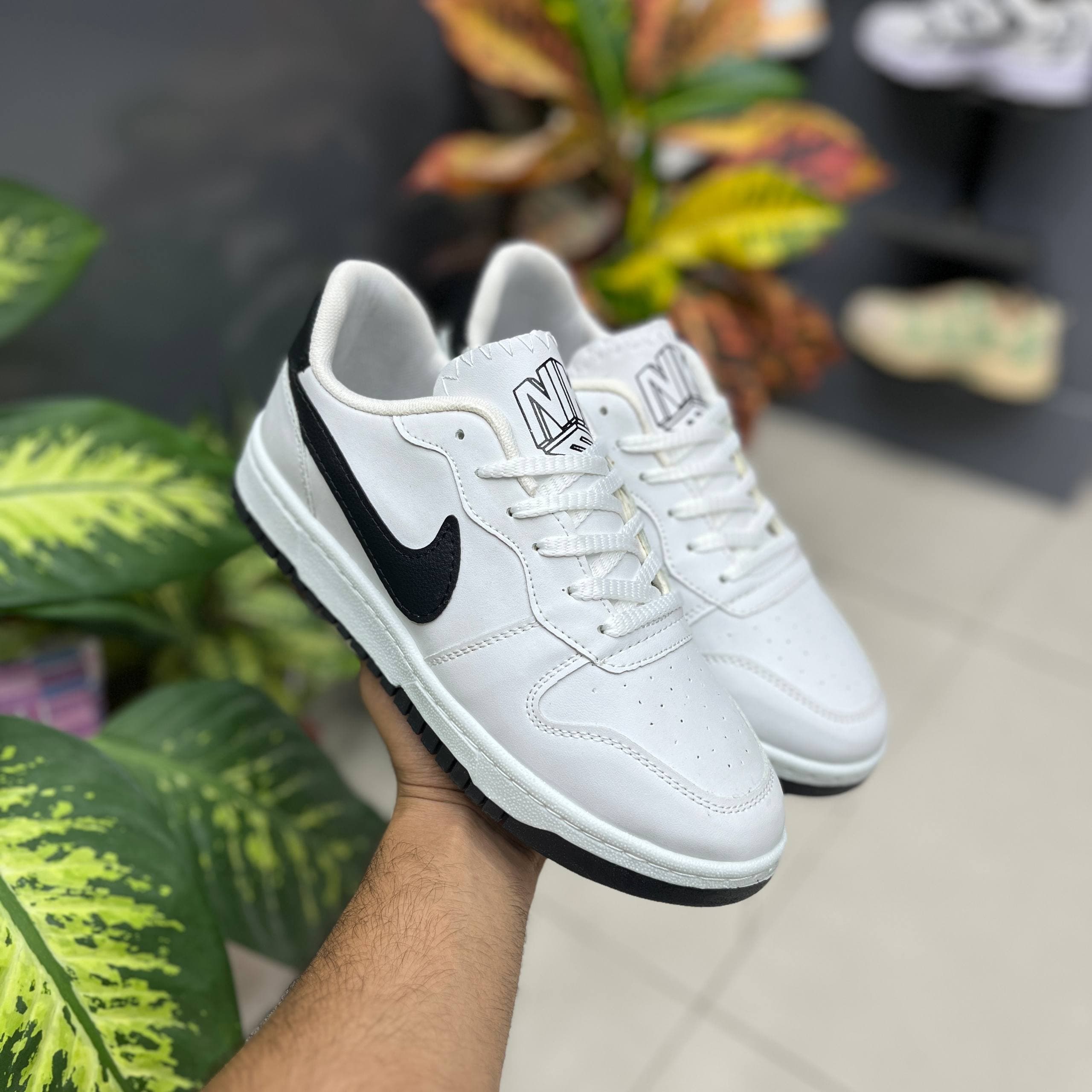 کتونی نایک ایرفورس مردانه سفید مشکی (Nike Air Force)کد 381
