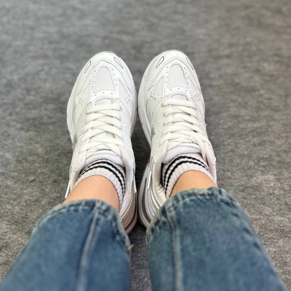 کتونی نایک (Nike)زنانه رنگ سفیدطوسی کد 344 — تصویر ۴