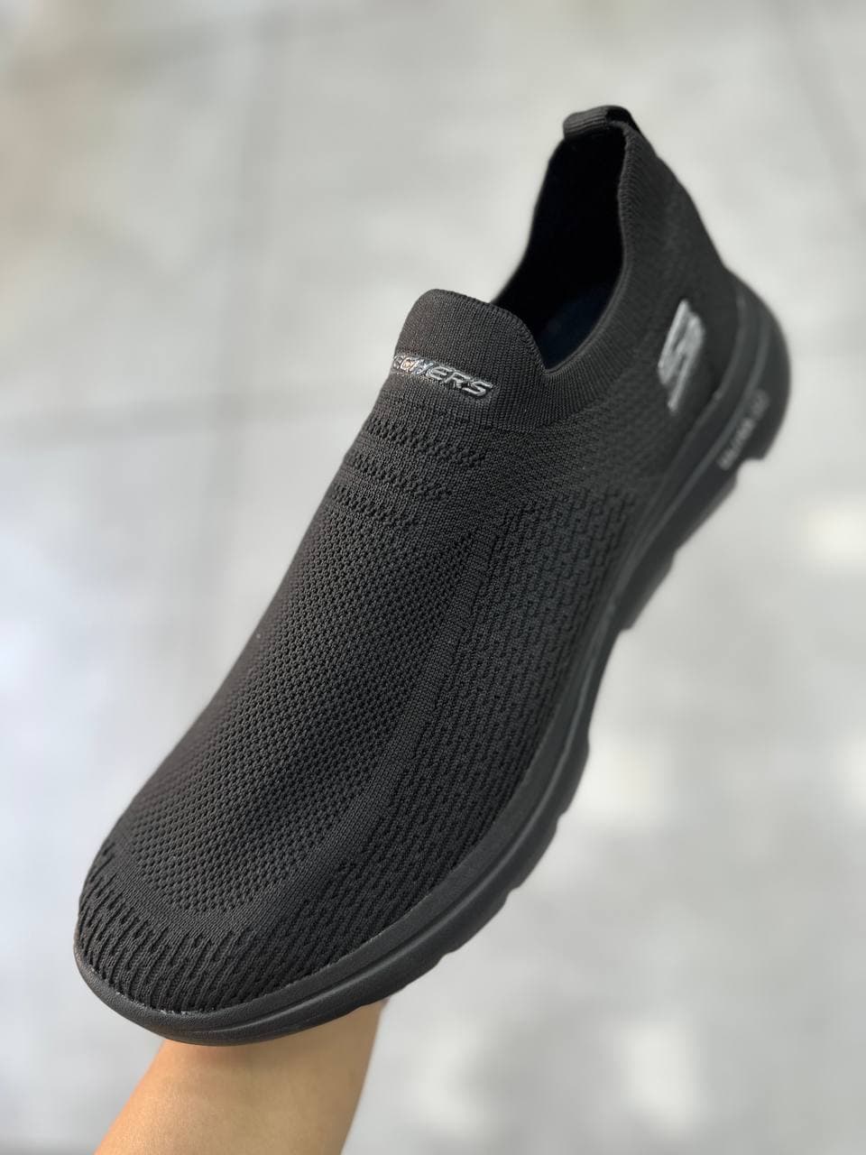 کتونی اسکیچرز جورابی بزرگ پا — تصویر ۹