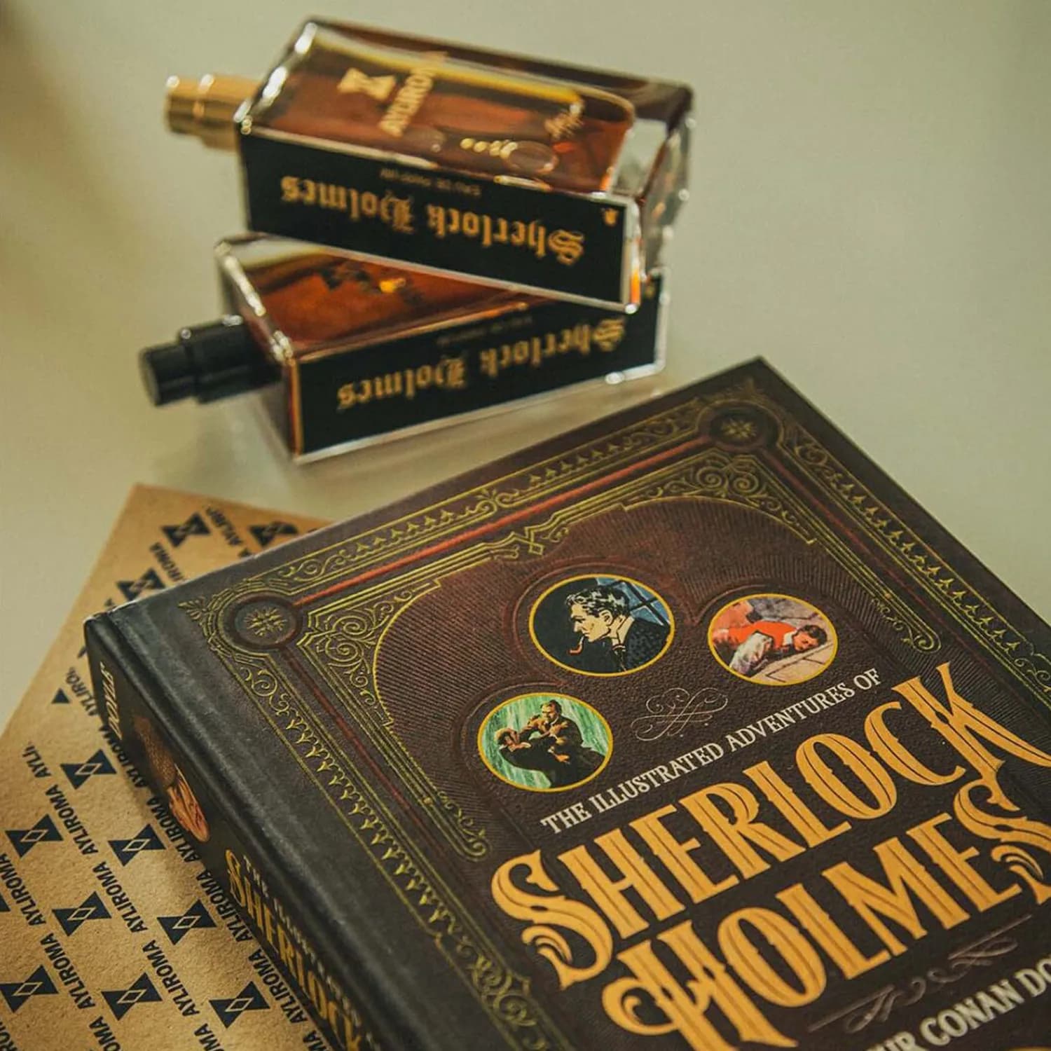 عطر دست ساز Sherlock Holmes — تصویر ۵