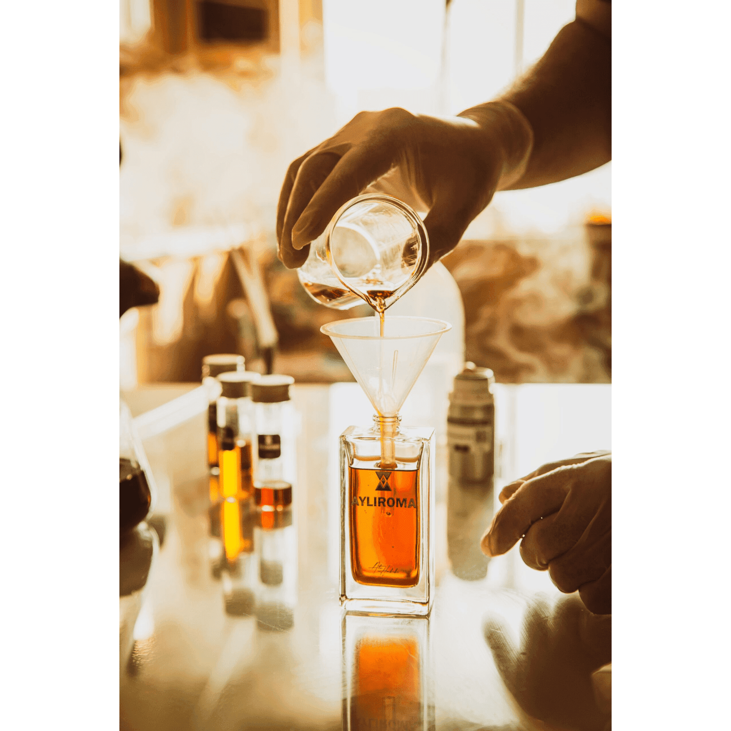 سفارش عطر اختصاصی — تصویر ۵