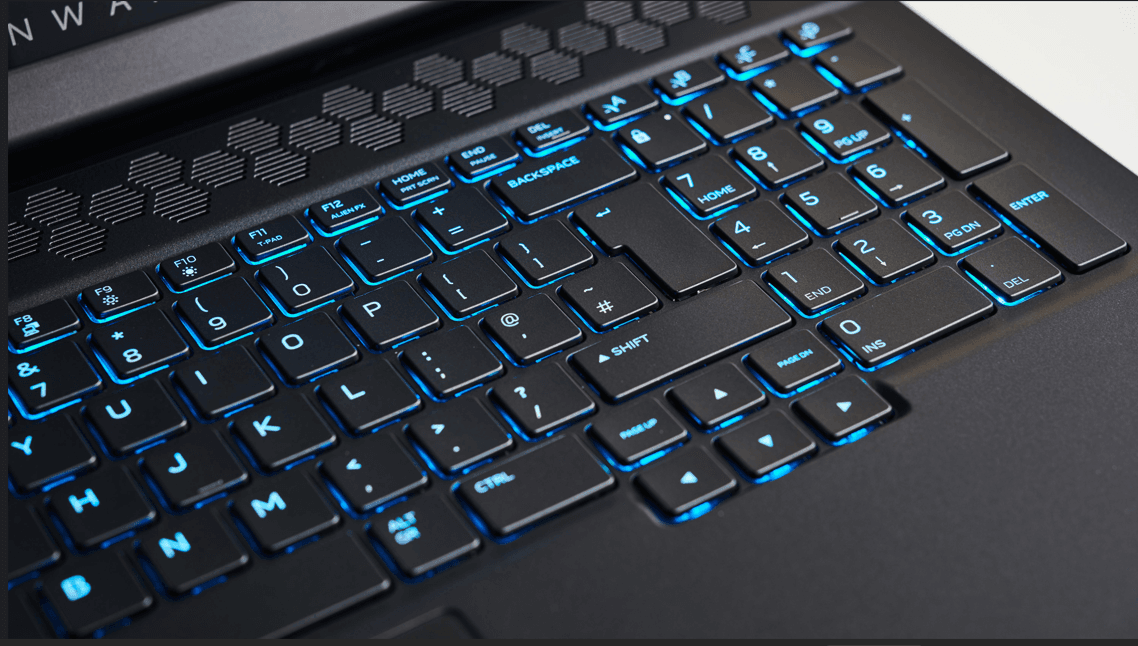 لپ تاپ استوک Dell Alienware 17 i7 8850H 16 512 8G RTX 2070 FHD — تصویر ۶