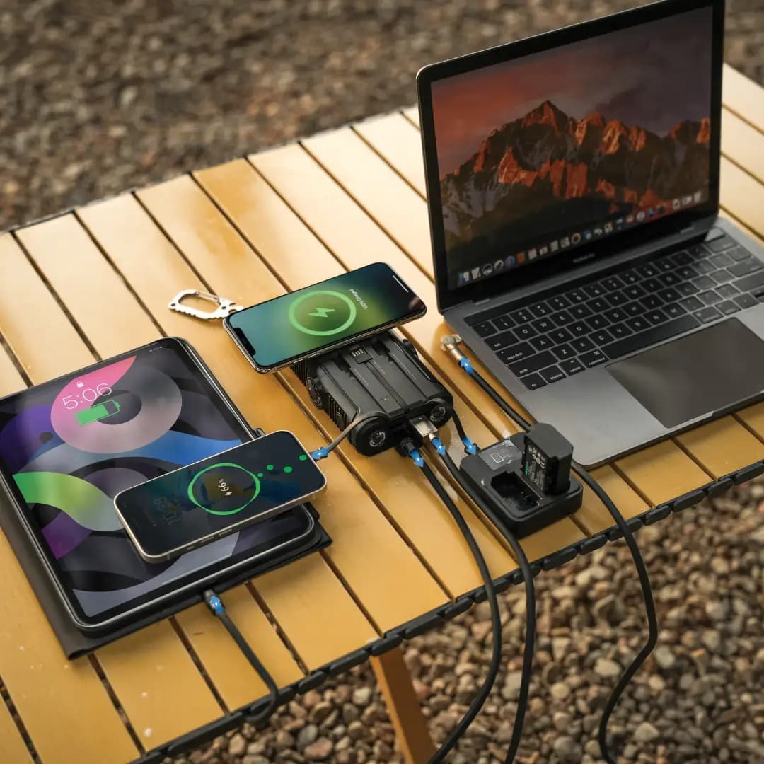 پاوربانک Powerology HELIO LUX | سولار، MagSafe و 20000mAh — تصویر ۳