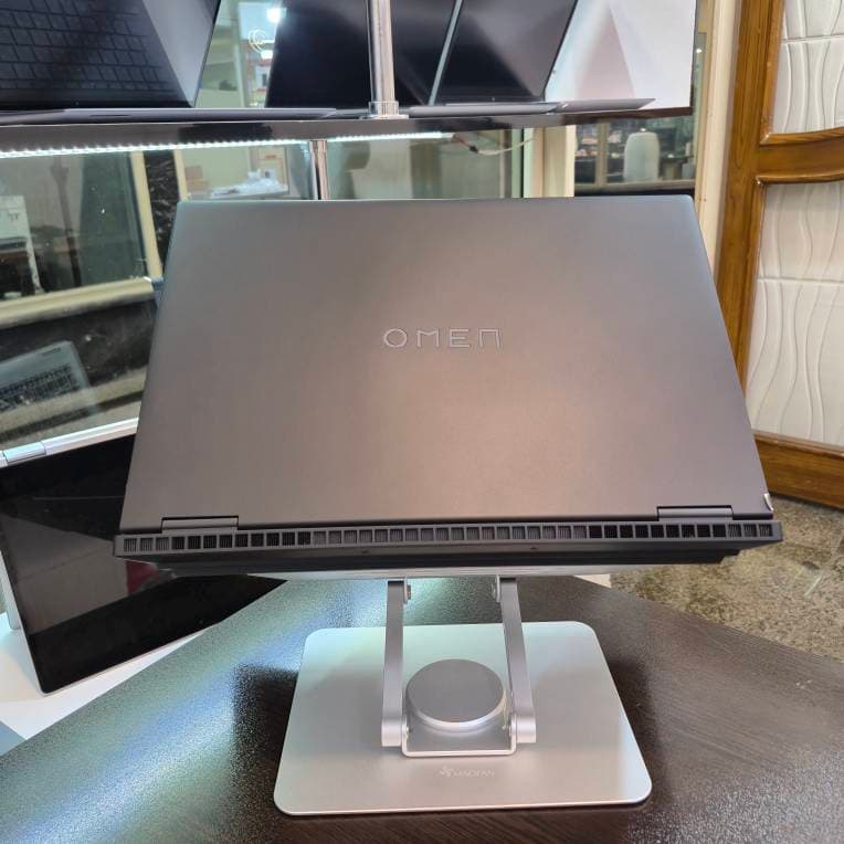 hp OMEN 16 Gaming | Ryzen 7 7840Hs | ۱۶ GB DDR5 | ۱ TB M2 NVMe | 8 GB NVIDIA GeForce RTX ۴۰۶۰ + NPU | ۱۶ inch Full HD IPS — تصویر ۵