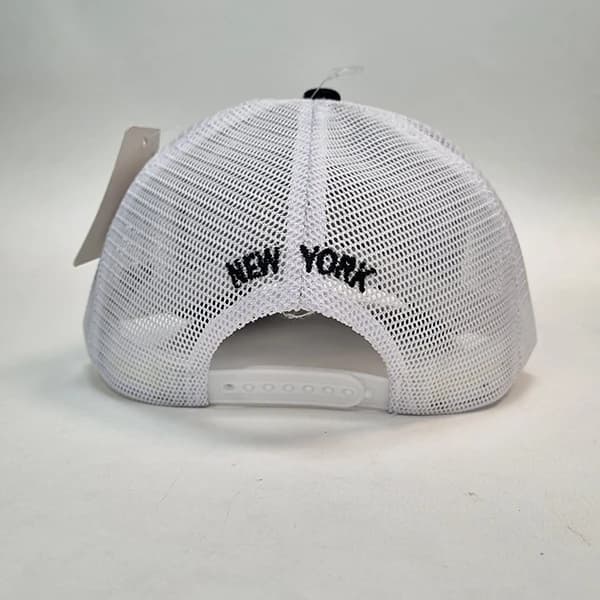 کلاه نقابدار مخملی پشت توری NY — تصویر ۴