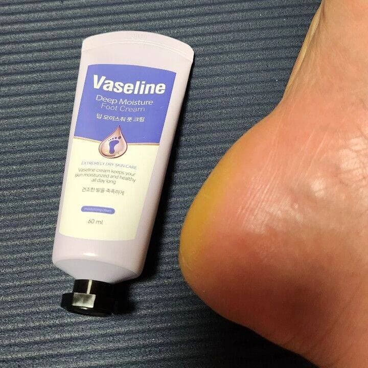 کرم ترک پای کره‌ای وازلین vasline — تصویر ۴