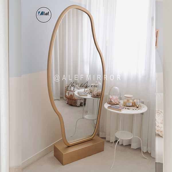 آینه پایه دار چوبی الف مدل صدف — تصویر ۶