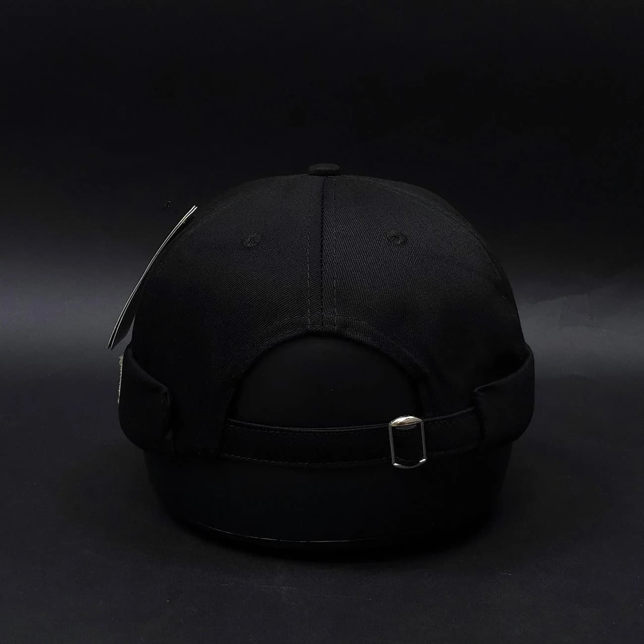 کلاه لئونی کتان Docker Cap با پچ تایپوگرافی | کلاه ملوانی استریت‌استایل با طراحی مینیمال — تصویر ۴