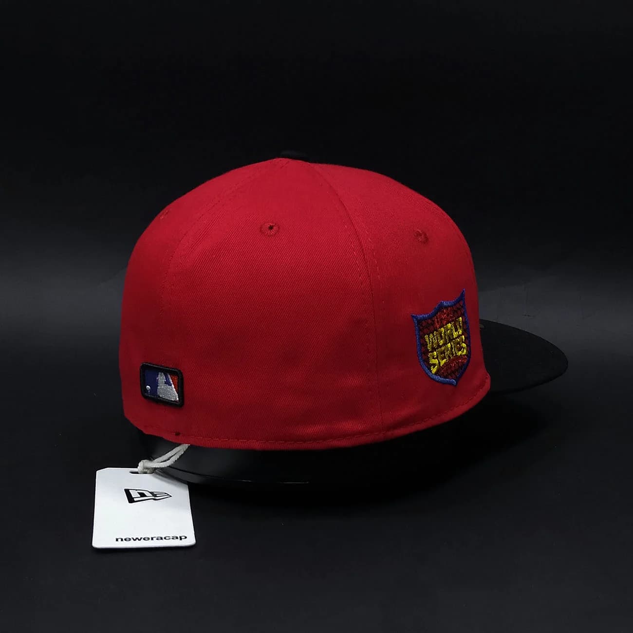 کلاه کپ فیت بک دو رنگ CHICAGO BULLS | کپ بسکتبالی با گلدوزی برجسته و استایل خیابانی — تصویر ۳