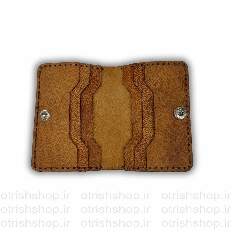 کیف کارت چرم طبیعی شتری | هدیه ماندگار زنانه و مردانه با ۶ جای کارت و کیفیت فوقالعاده — تصویر ۲