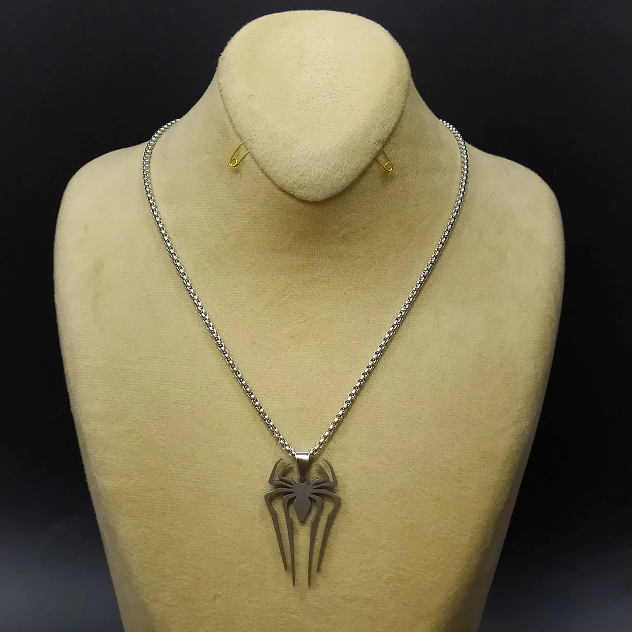 گردنبند استیل اسپایدرمن Spider Emblem | پلاک نماد مرد عنکبوتی با استایل ابرقهرمانی
